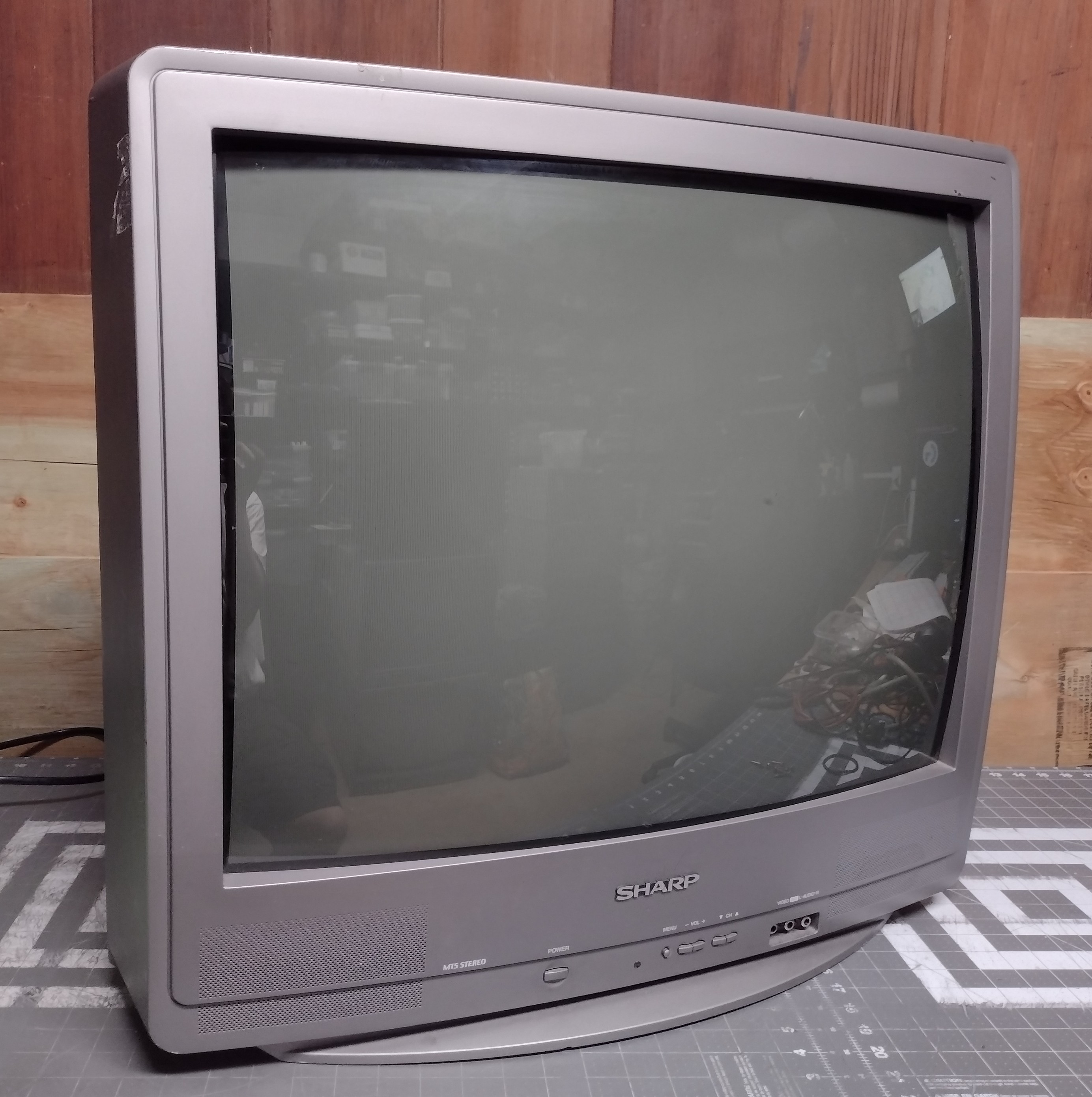 Sharp 27C240 CRT Database
